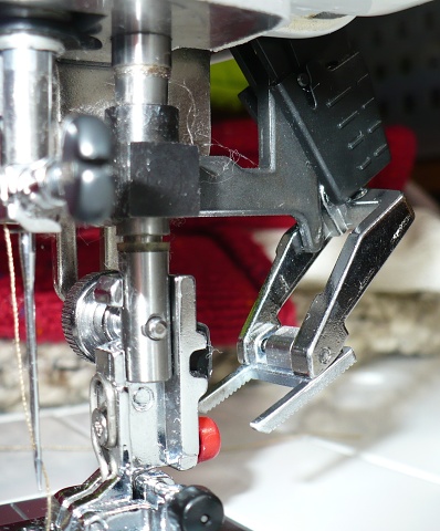 Elna720AcuFeed1